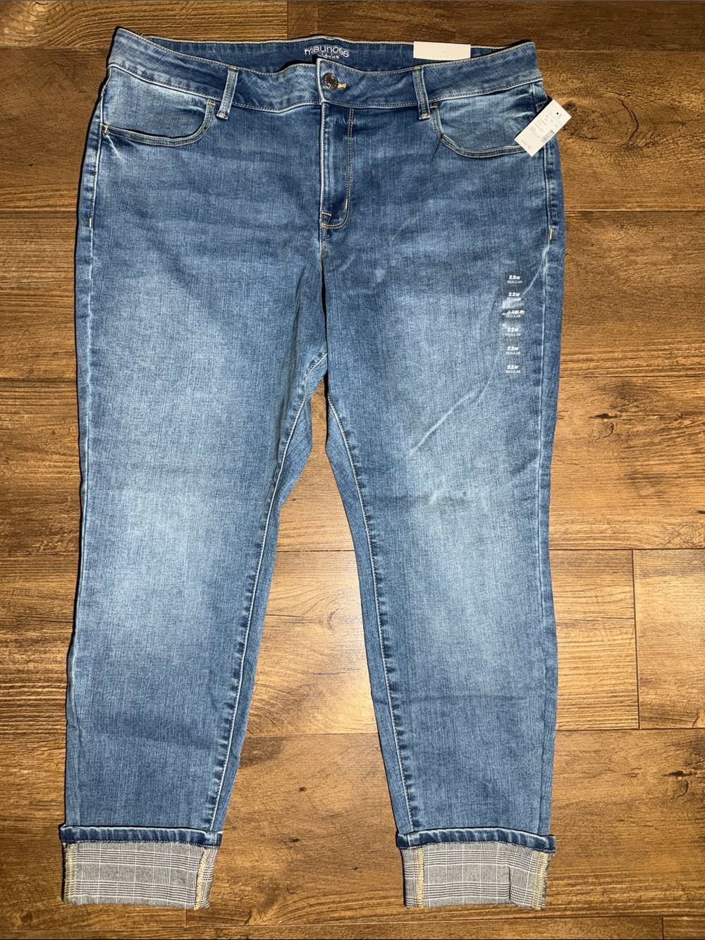 Maurices Mid Rise Jeggings Cuffed Plaid Hem NWT - Size 22W